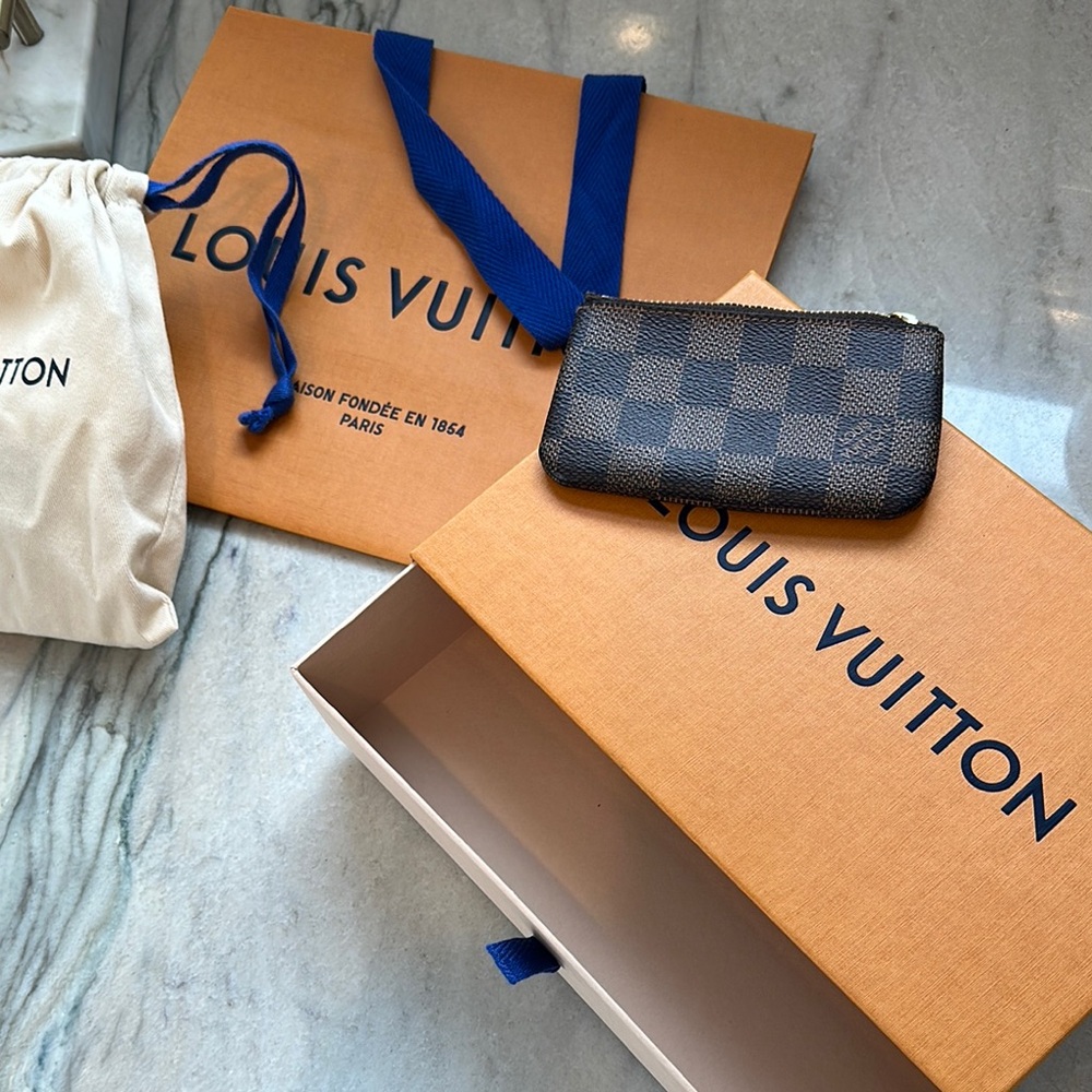 Louis Vuitton Brown Checkered Key & Card Holder